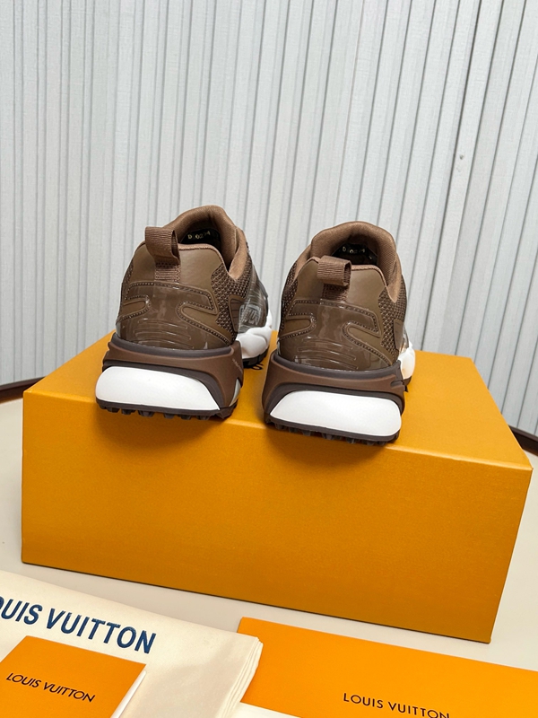 ルイヴィトン靴着用イメージ